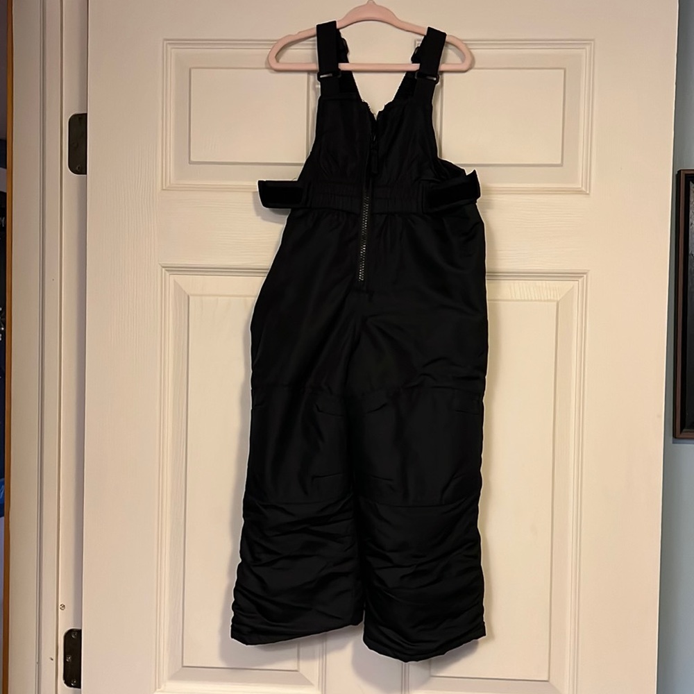 Kids Snowpants, black, no rips or tares, wore 1 time